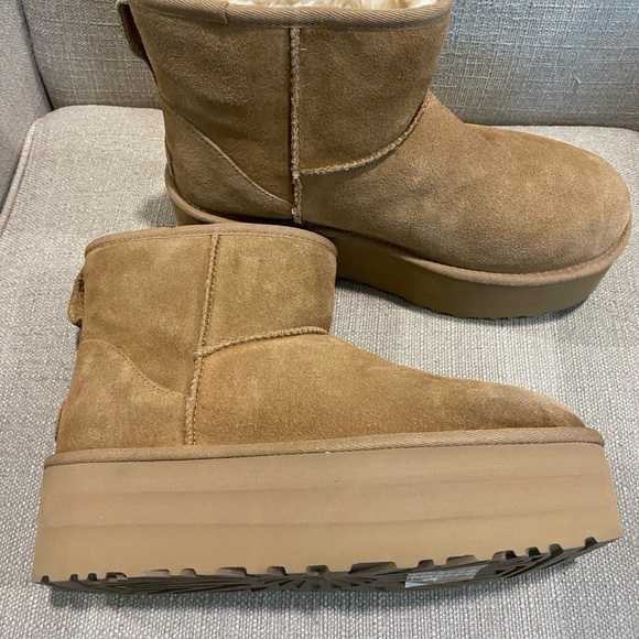 UGG Classic Mini Platform Chestnut Brown Boot Size 9 - Picture 8 of 12